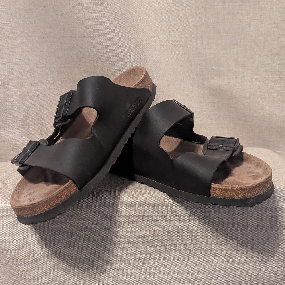 Birkenstock Men's Black Arizona Birko-Flor Regular Fit; Size US 9.5